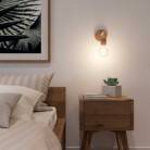 Fermaluce Wood, lampada a muro in legno con estensione curva