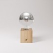 Lampe portable et rechargeable Cabless03 avec ampoule globe demi-sphère argentée